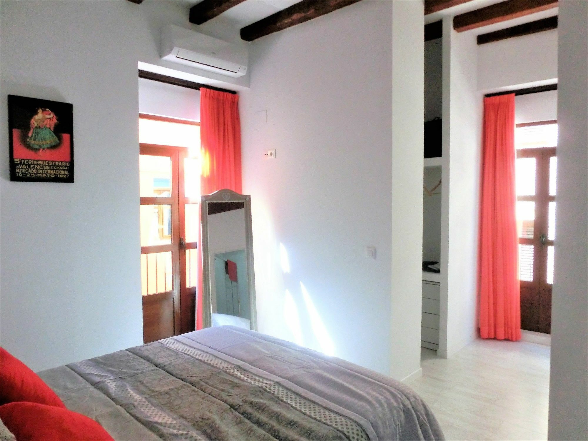 Total Valencia Lonja Appartement Buitenkant foto